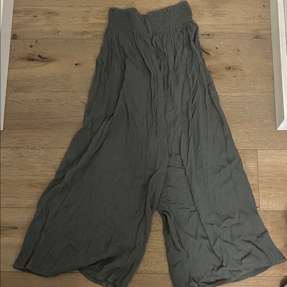 Elegant Charcoal Wide-Leg Pants